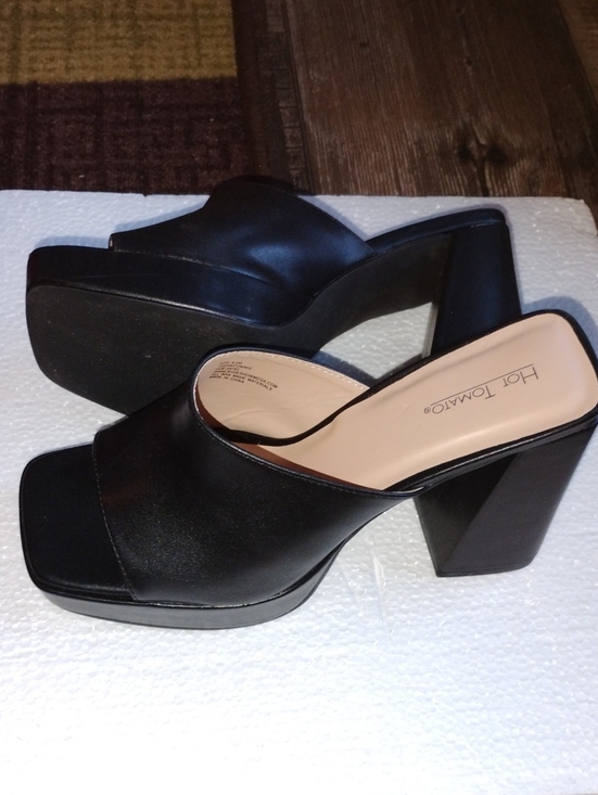 Hot Tomato Shoes - Hot Tomato Black Platform Slide Mules, Y2K, Size 8.5